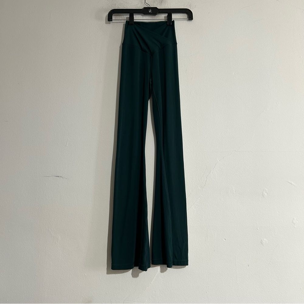 Aerie Offline Real Me Flare High Rise Crossover Waistband Green Yoga Pants XS